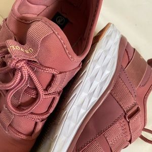 U.S. Polo Assn., women’s shoes, size 7.5, mauve